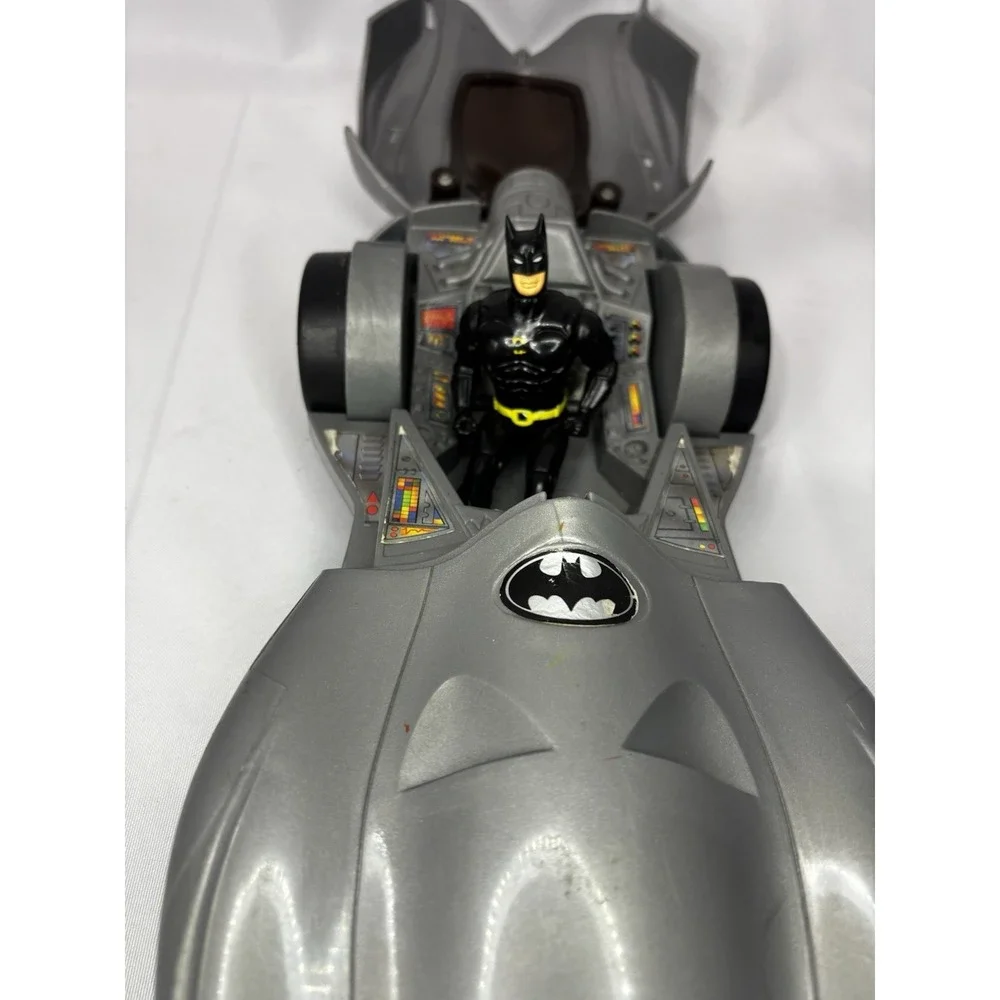1994 Kenner Batman Batmobile With Batman, Catwoman, Robin, The Penguin